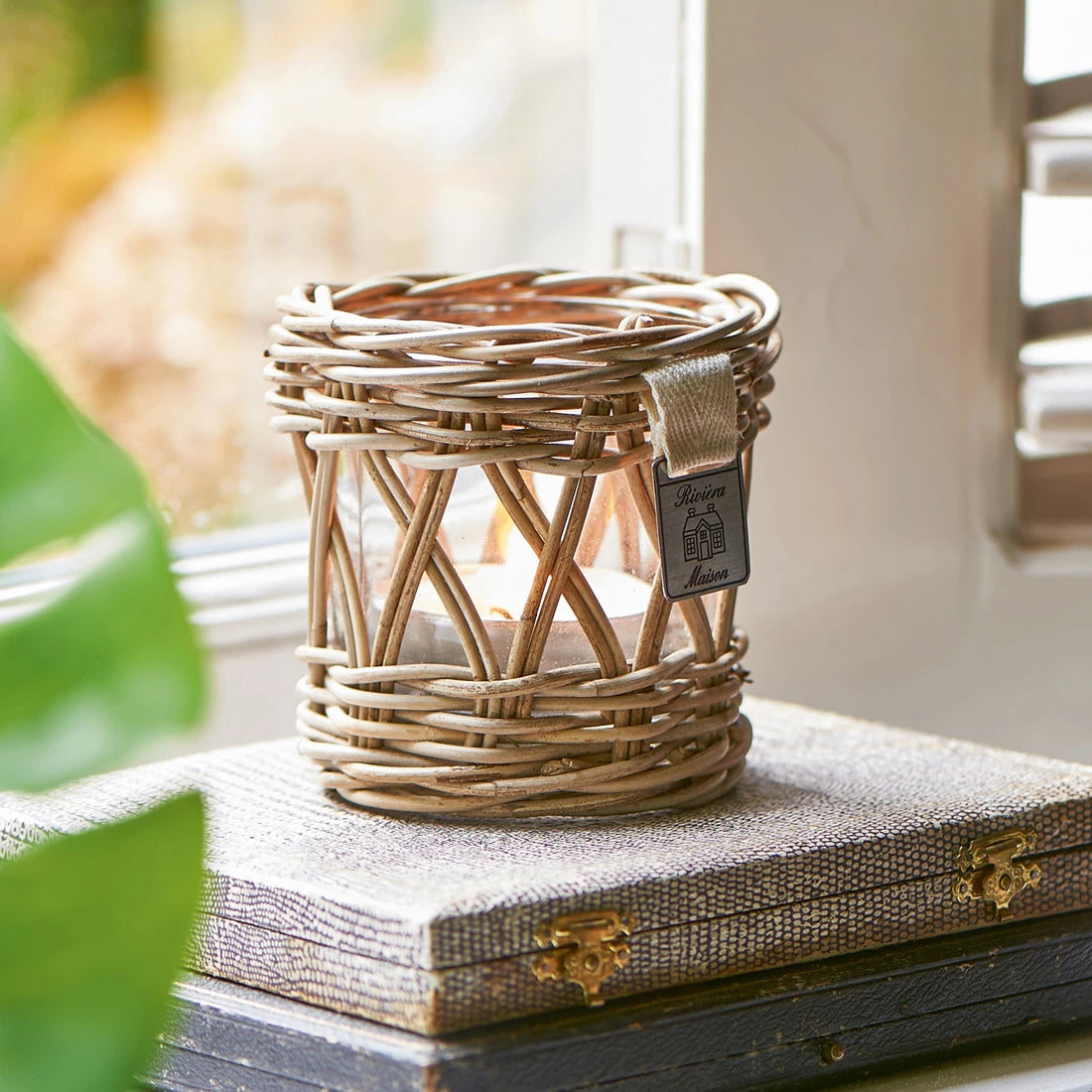 Rustic Rattan Votive (RM)